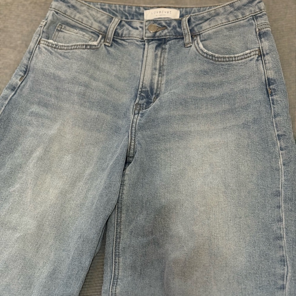 Light Wash Denim Jeans - LOVERVET